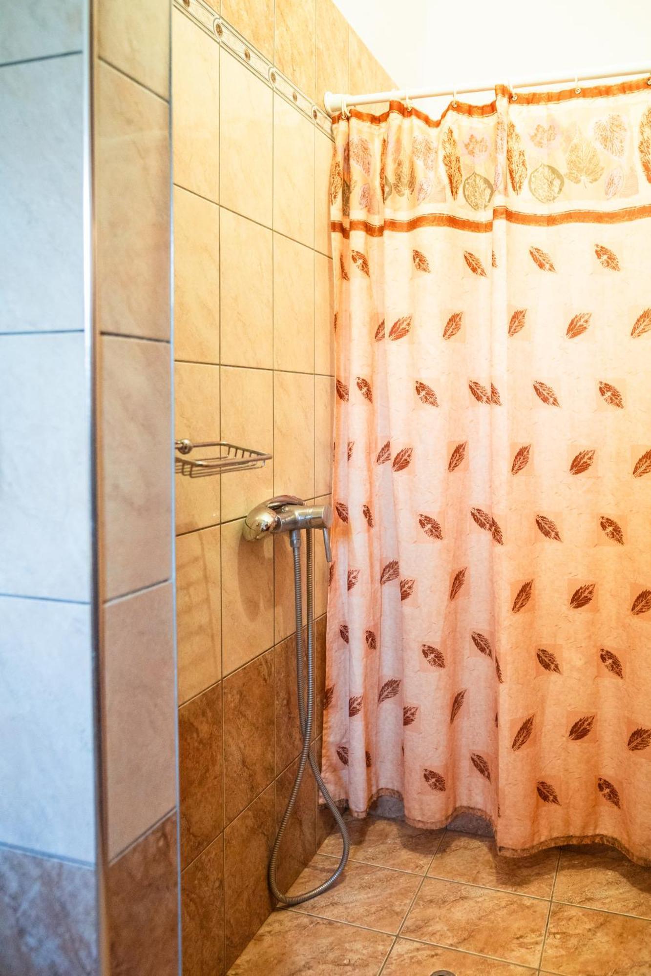 Pigeon House Apartment Plataria Luaran gambar