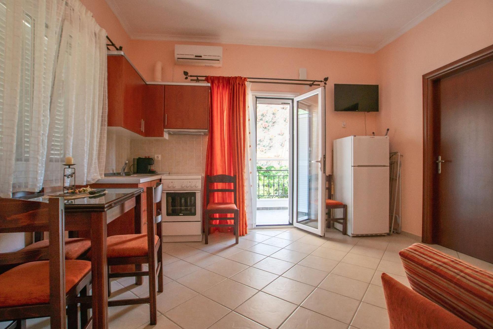 Pigeon House Apartment Plataria Luaran gambar