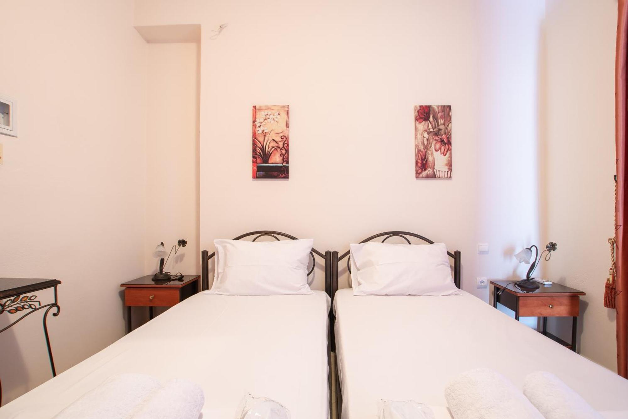 Pigeon House Apartment Plataria Luaran gambar